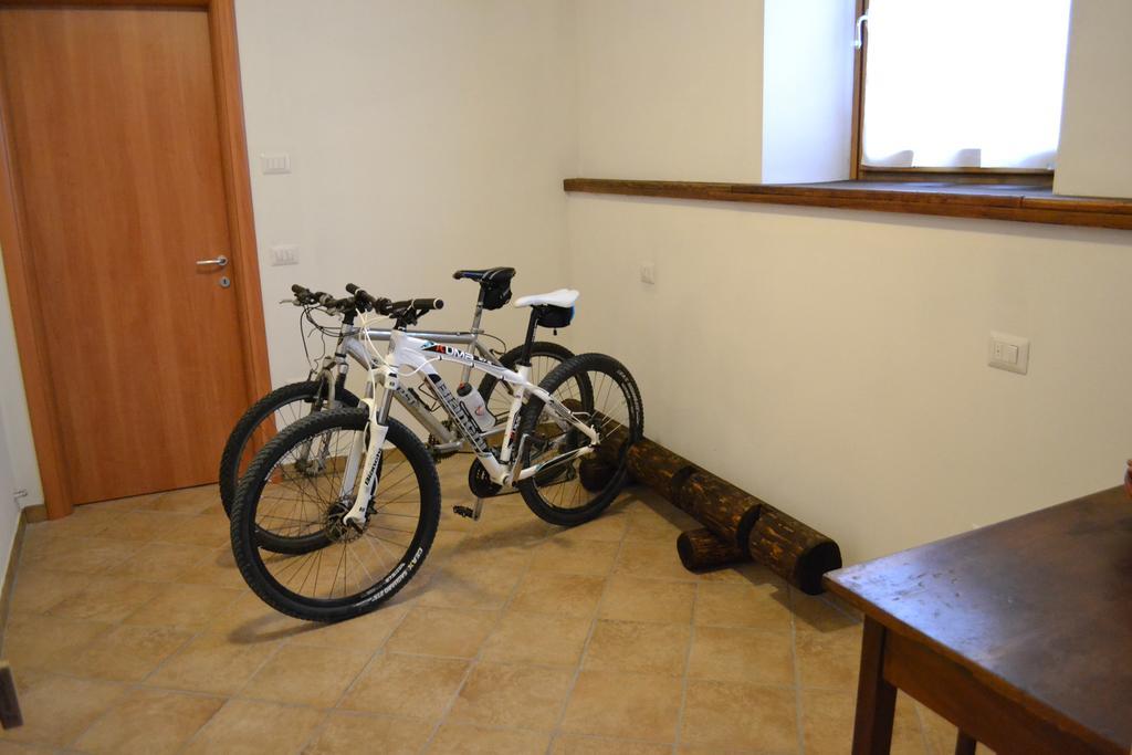 Casa Ledro Διαμέρισμα Molina di Ledro Δωμάτιο φωτογραφία